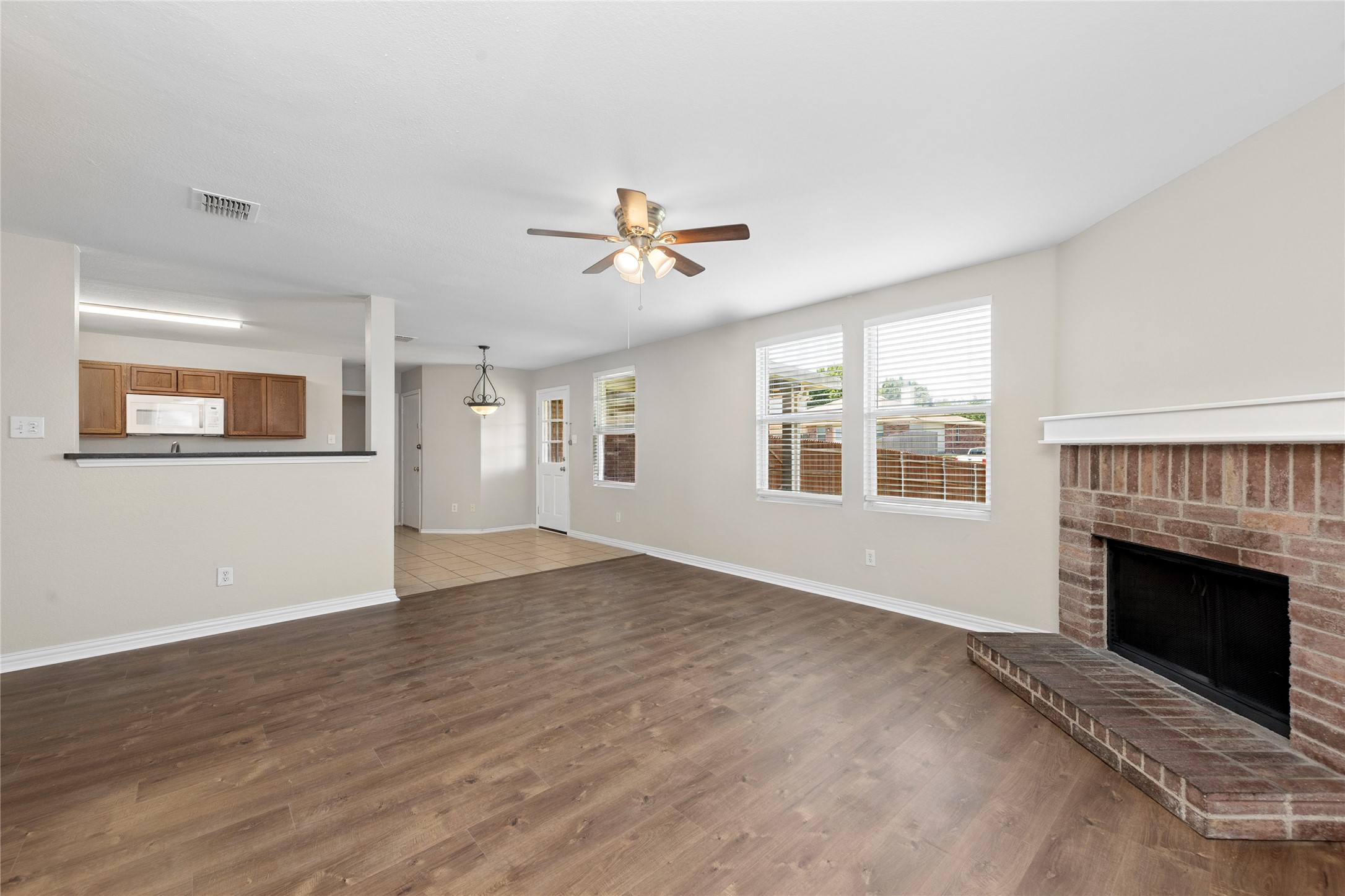 2801 Kerrville Drive Mesquite TX 75181
