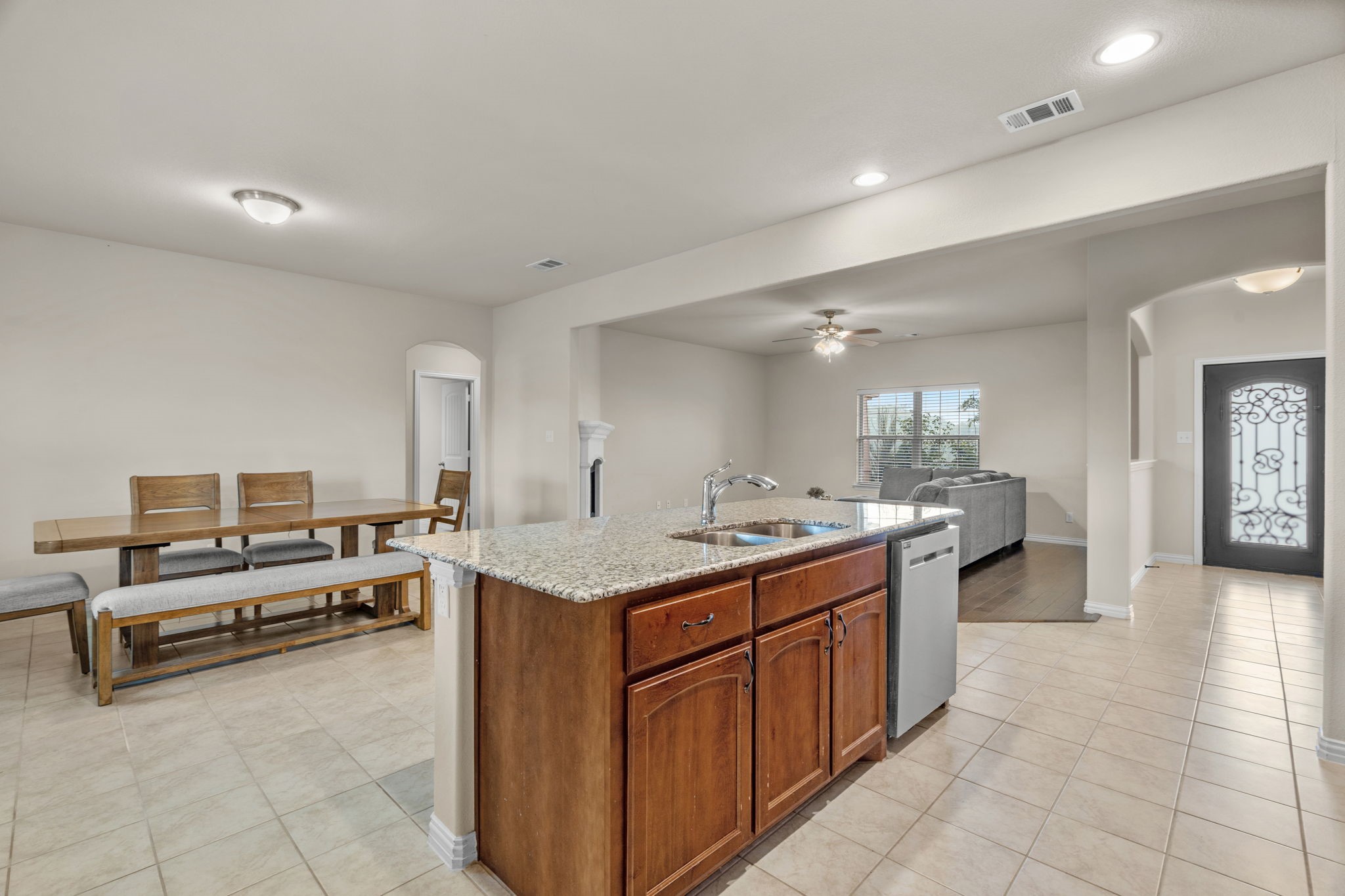 7207 Veal Station Road Weatherford TX 76085