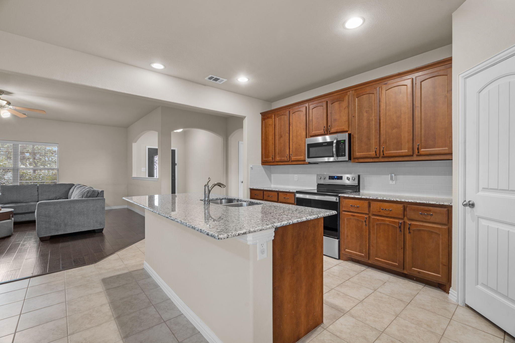 7207 Veal Station Road Weatherford TX 76085