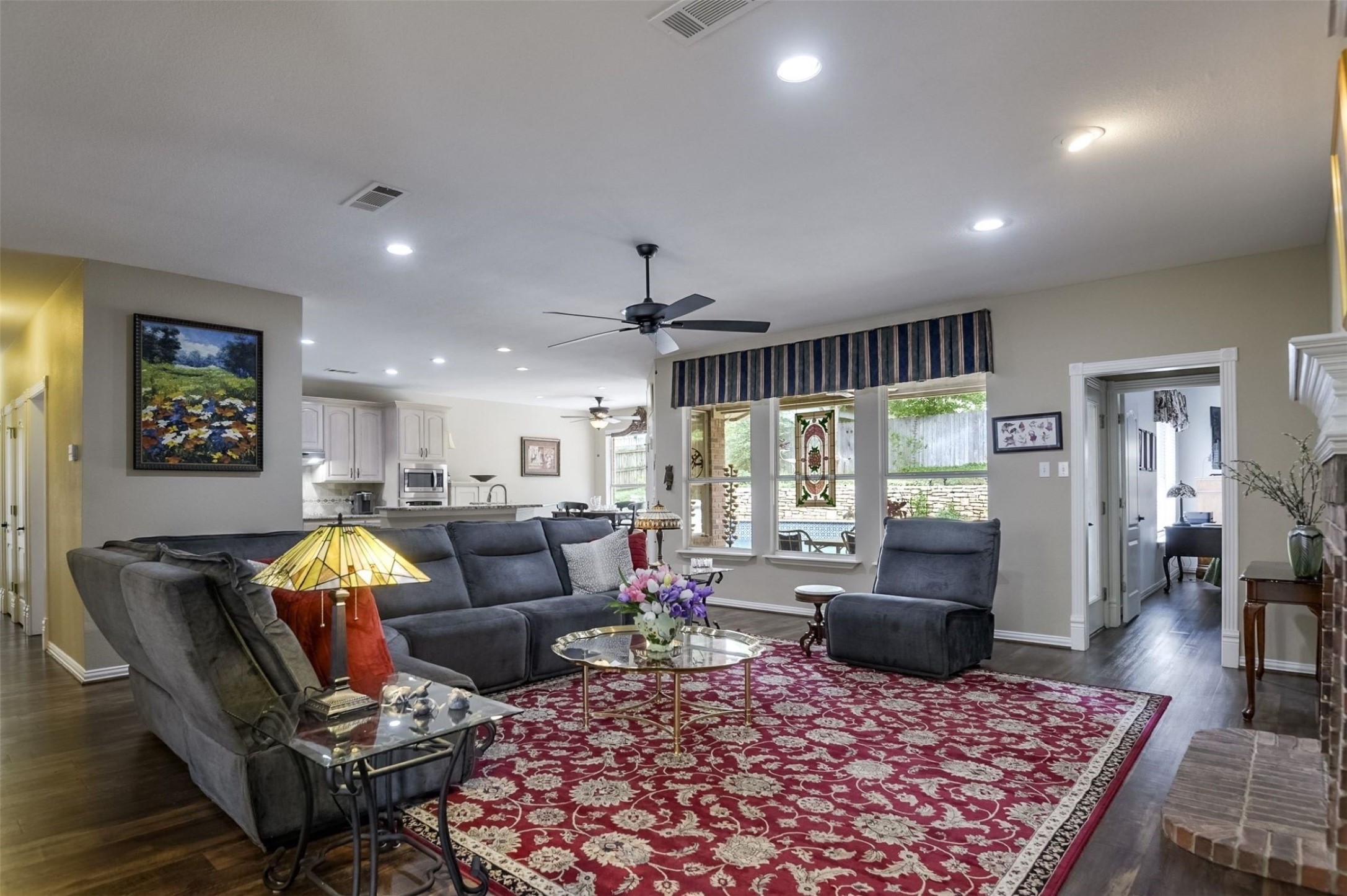 2802 Park Run Drive Arlington TX 76016