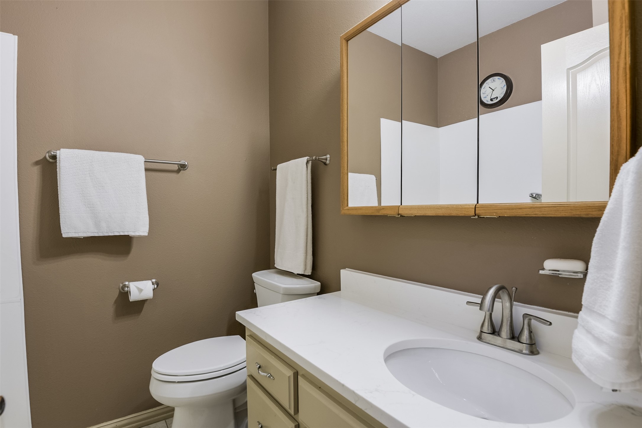 2802 Park Run Drive Arlington TX 76016