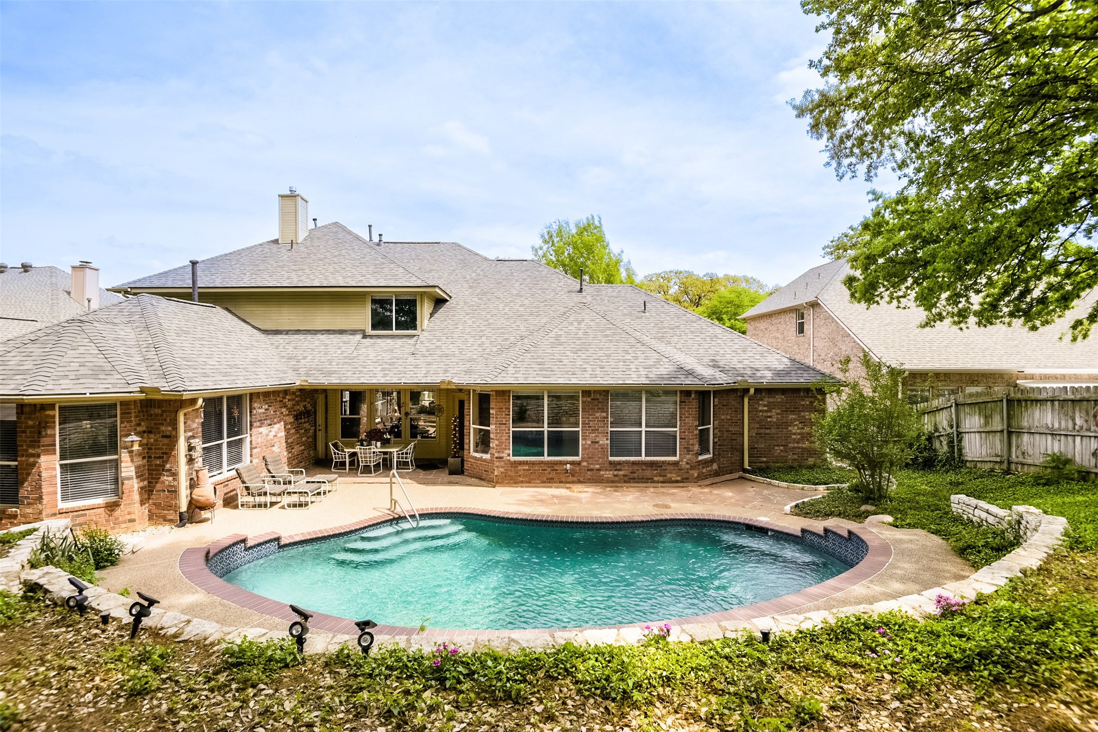 2802 Park Run Drive Arlington TX 76016