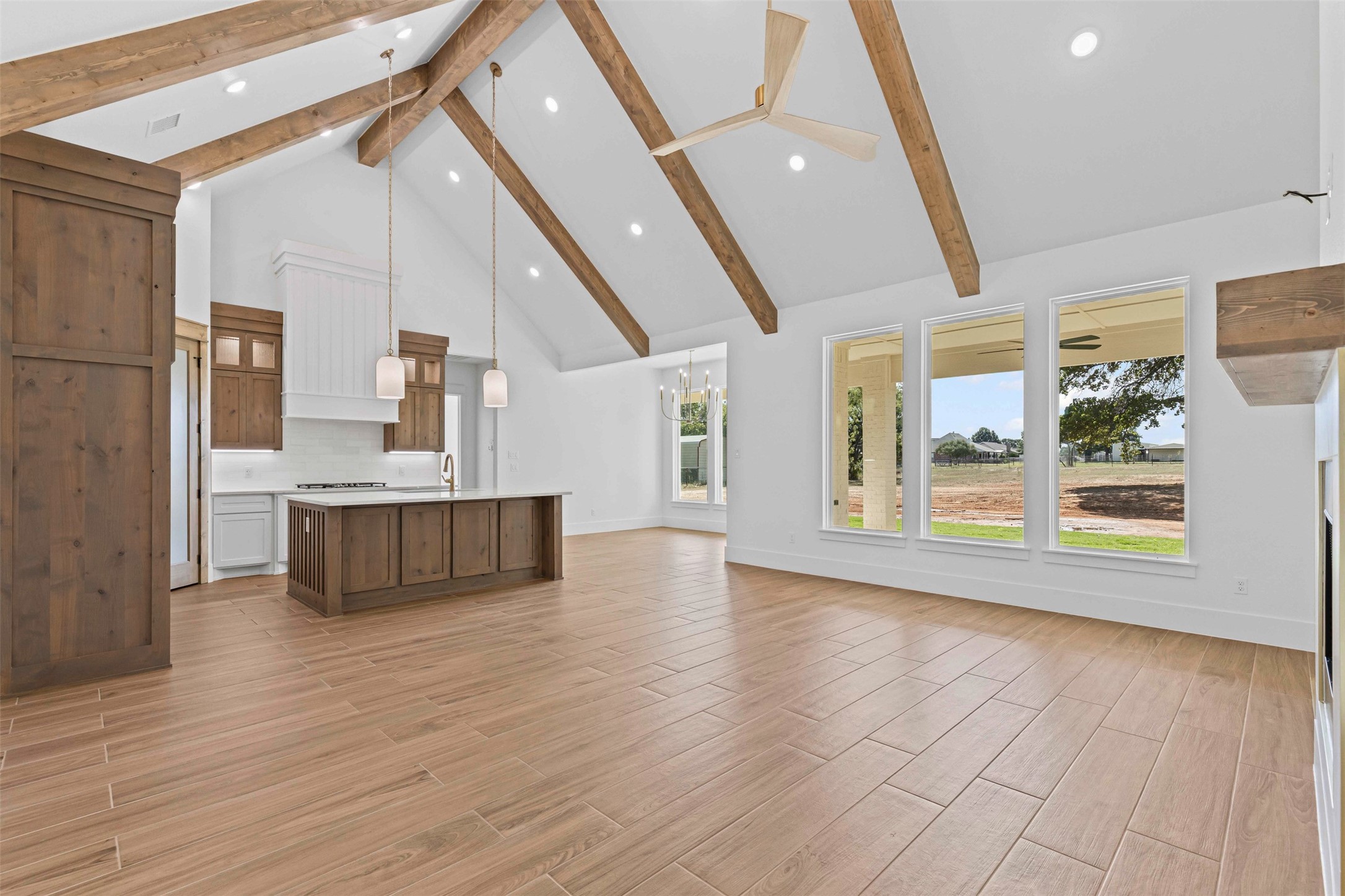 1132 Dobbs Trail Springtown TX 76082