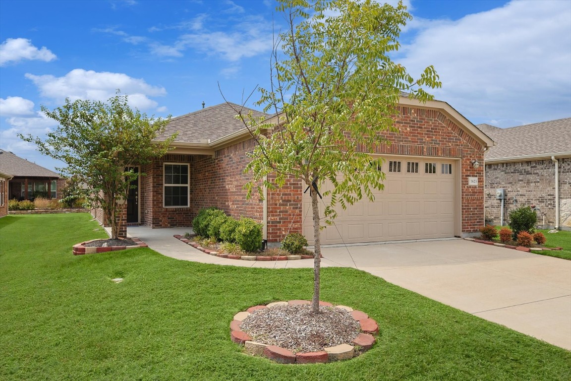 1823 Surfwatch Drive Frisco TX 75036