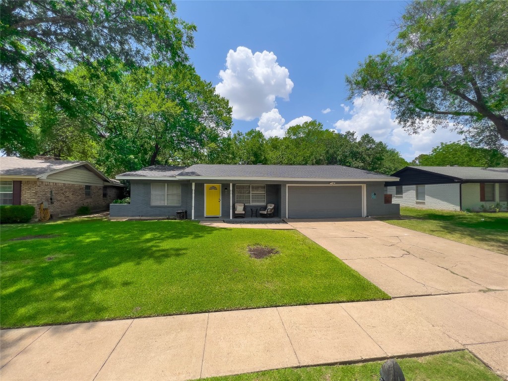 1219 Crestridge Street Ennis TX 75119