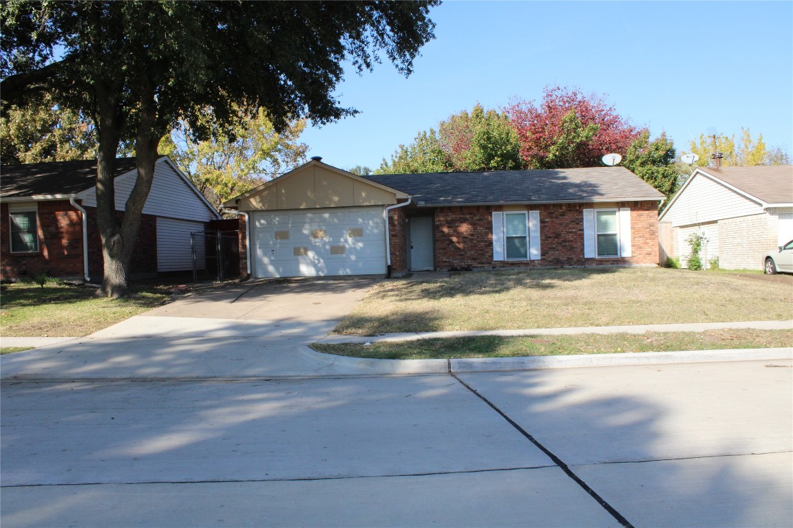 4305 Blue Creek Drive Garland TX 75043