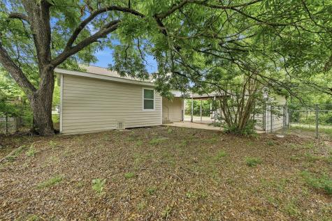 608 S Loving Avenue Sherman TX 75090