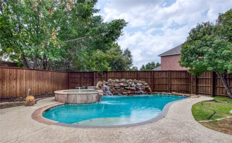 6300 High Cliff Drive The Colony TX 75056