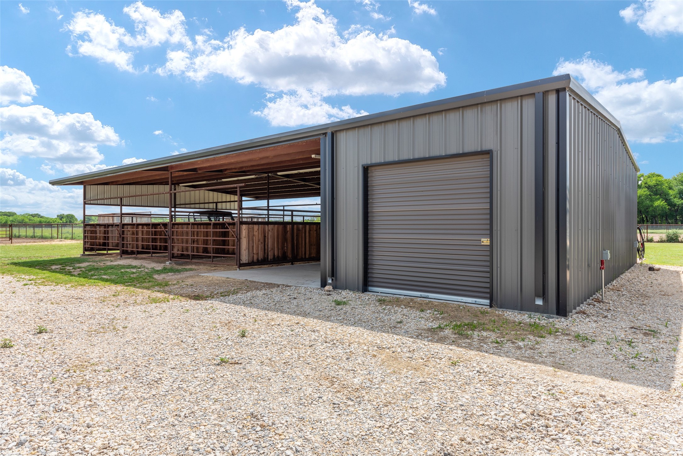 11200 Light Road Lipan TX 76462