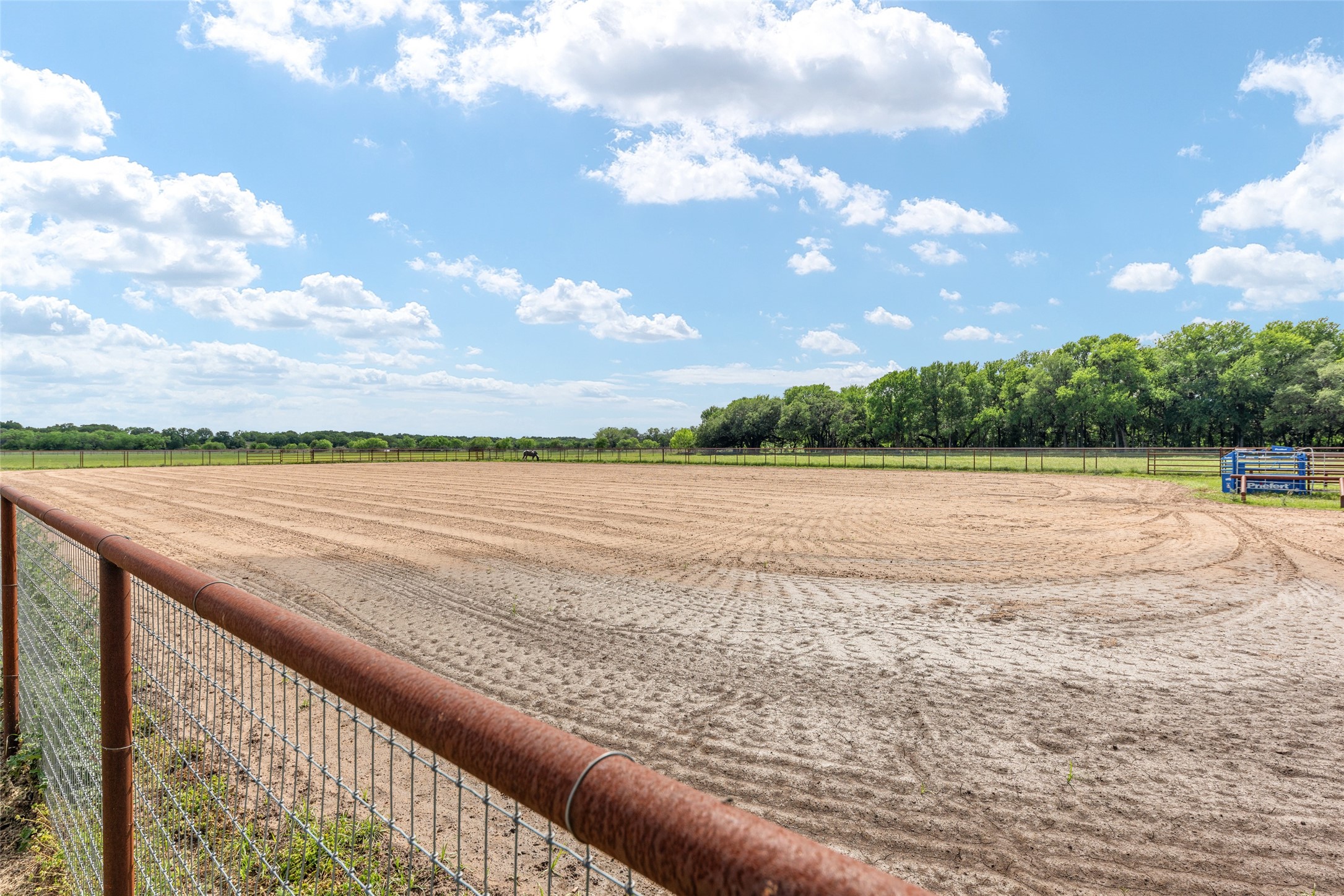 11200 Light Road Lipan TX 76462