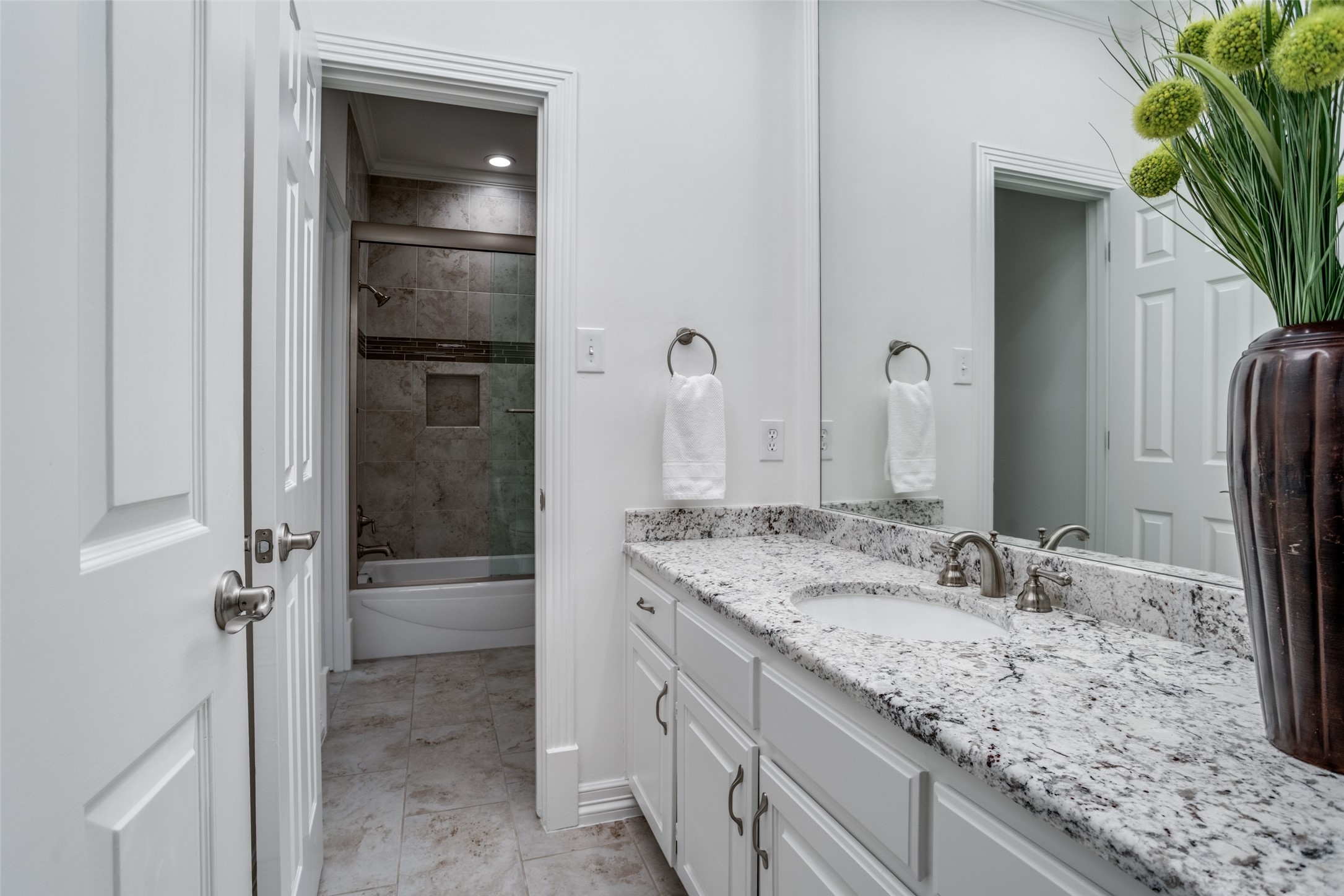 1810 Lakeshore Court Mckinney TX 75072