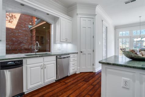 1810 Lakeshore Court Mckinney TX 75072