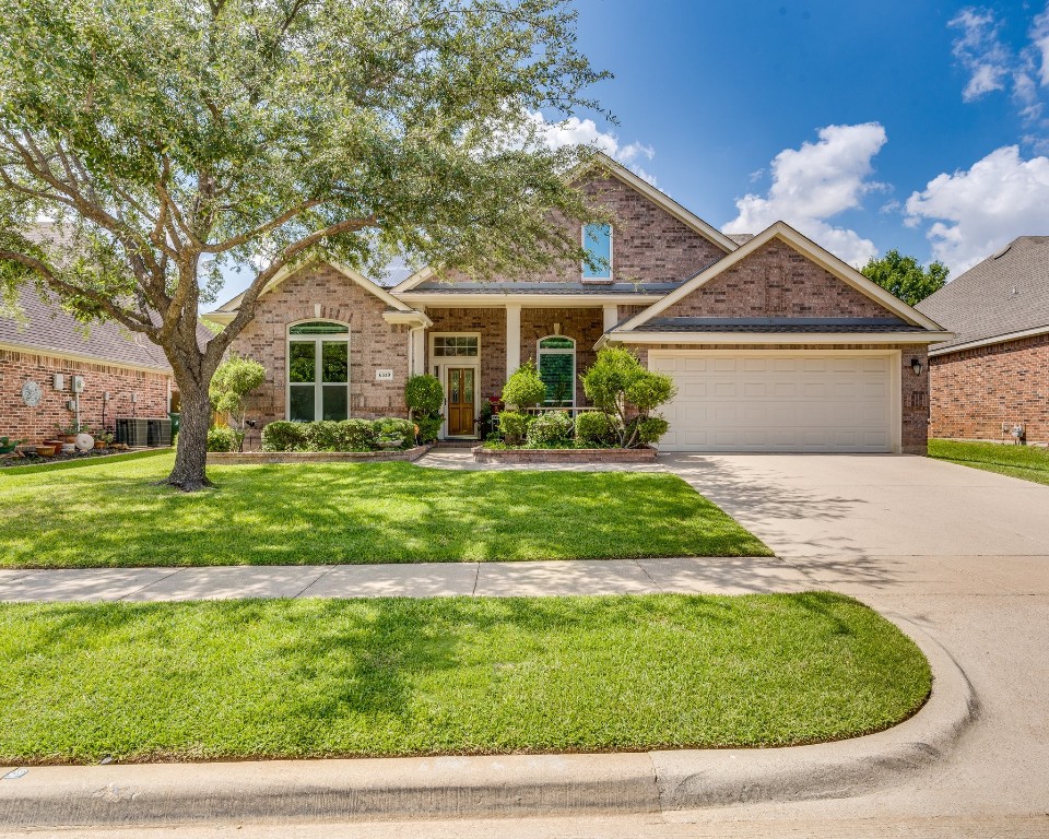 6518 Parkside Drive Arlington TX 76001