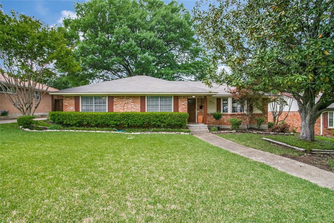 6947 Kingsbury Drive Dallas TX 75231