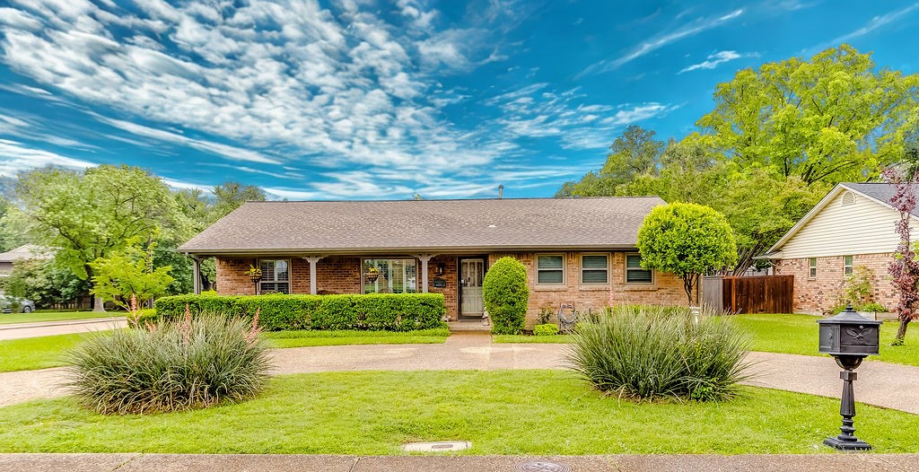 7760 La Cosa Drive Dallas TX 75248