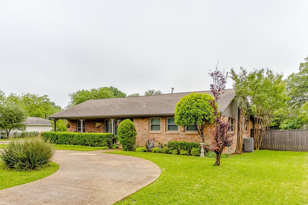 7760 La Cosa Drive Dallas TX 75248