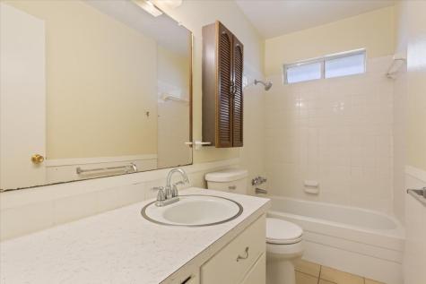 708 Wedgewood Drive Woodway TX 76712