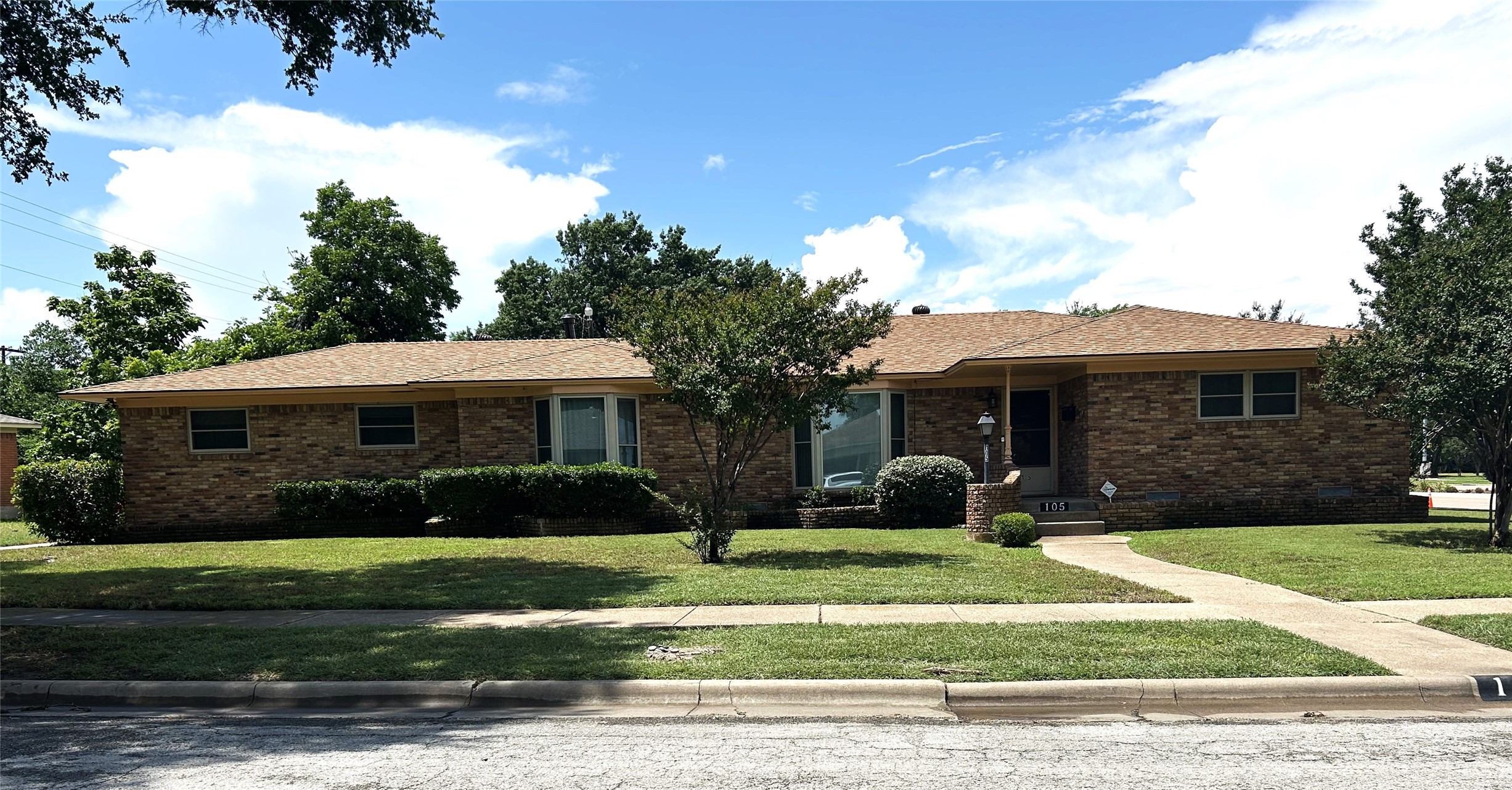 105 Lindenwood Drive Lancaster TX 75134