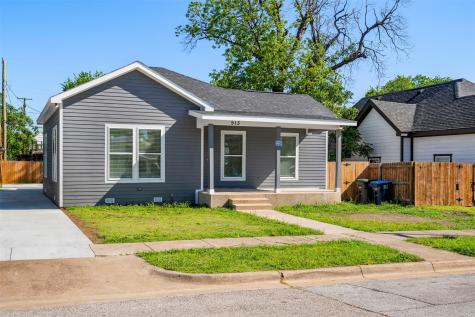 915 E Humbolt Street Fort Worth TX 76104