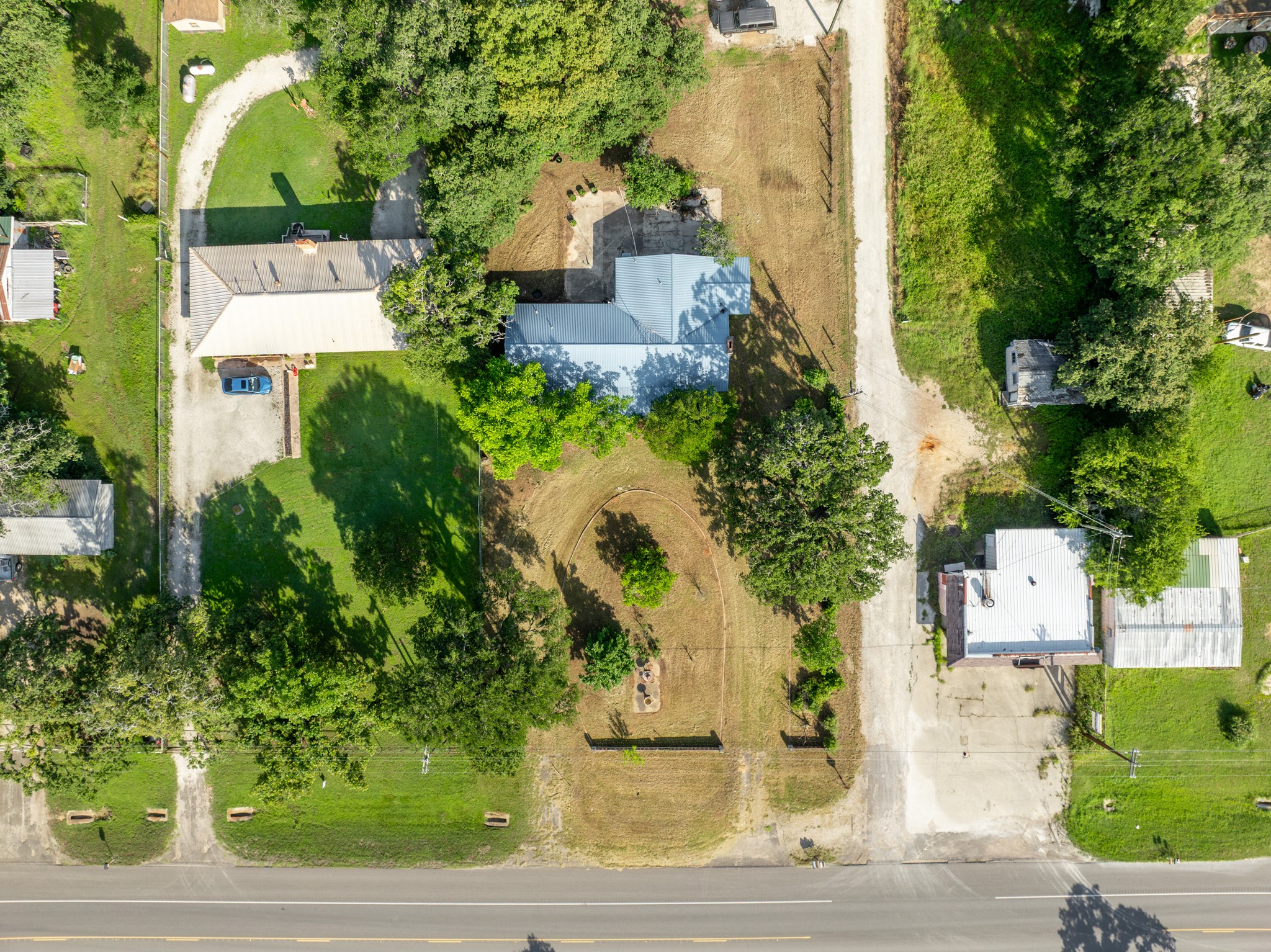 1089 State Highway 22 Whitney TX 76692