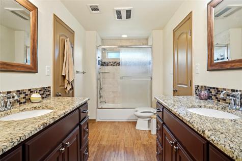 726 Forest Street Grapevine TX 76051