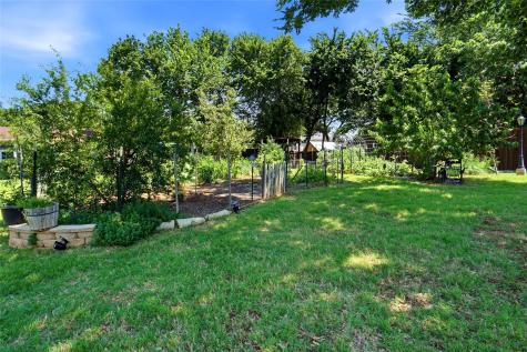 726 Forest Street Grapevine TX 76051