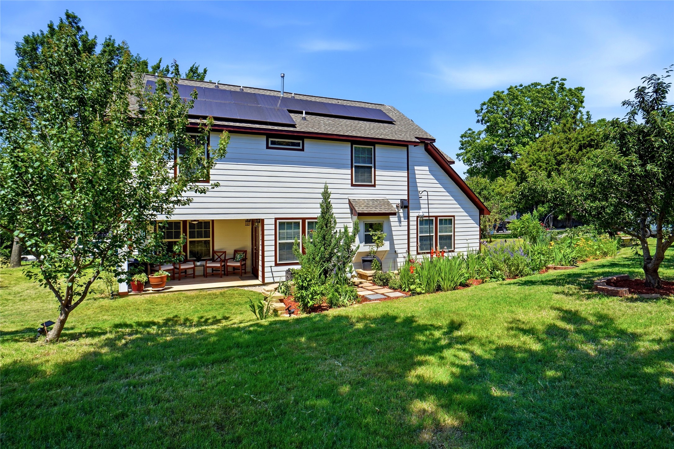 726 Forest Street Grapevine TX 76051