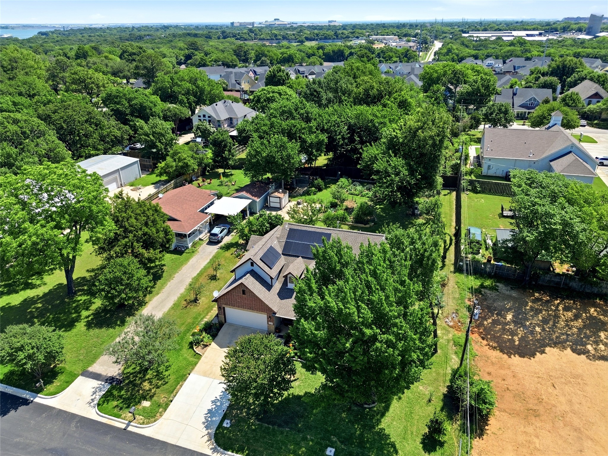 726 Forest Street Grapevine TX 76051