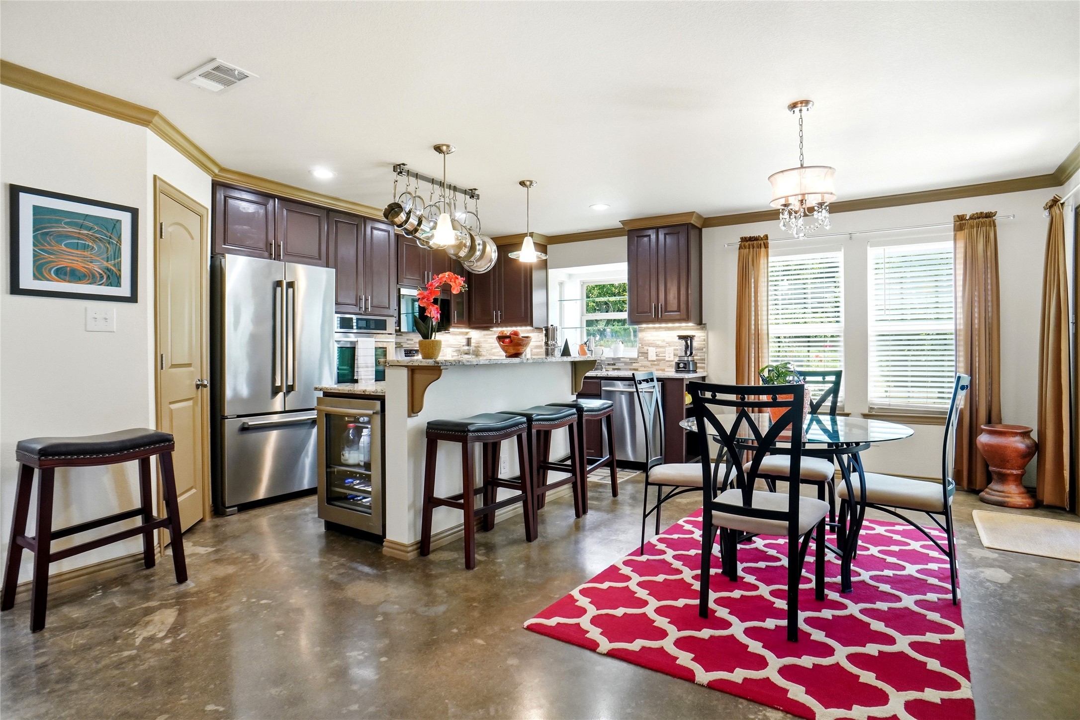 726 Forest Street Grapevine TX 76051