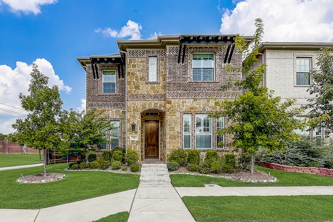 796 Huntingdon Street Coppell TX 75019