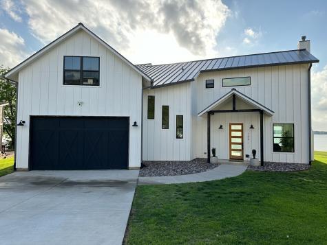 104 Black Circle Little Elm TX 75068