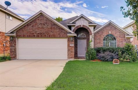 4905 Summer Oaks Lane Fort Worth TX 76123