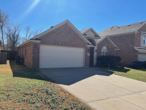 4905 Summer Oaks Lane Fort Worth TX 76123
