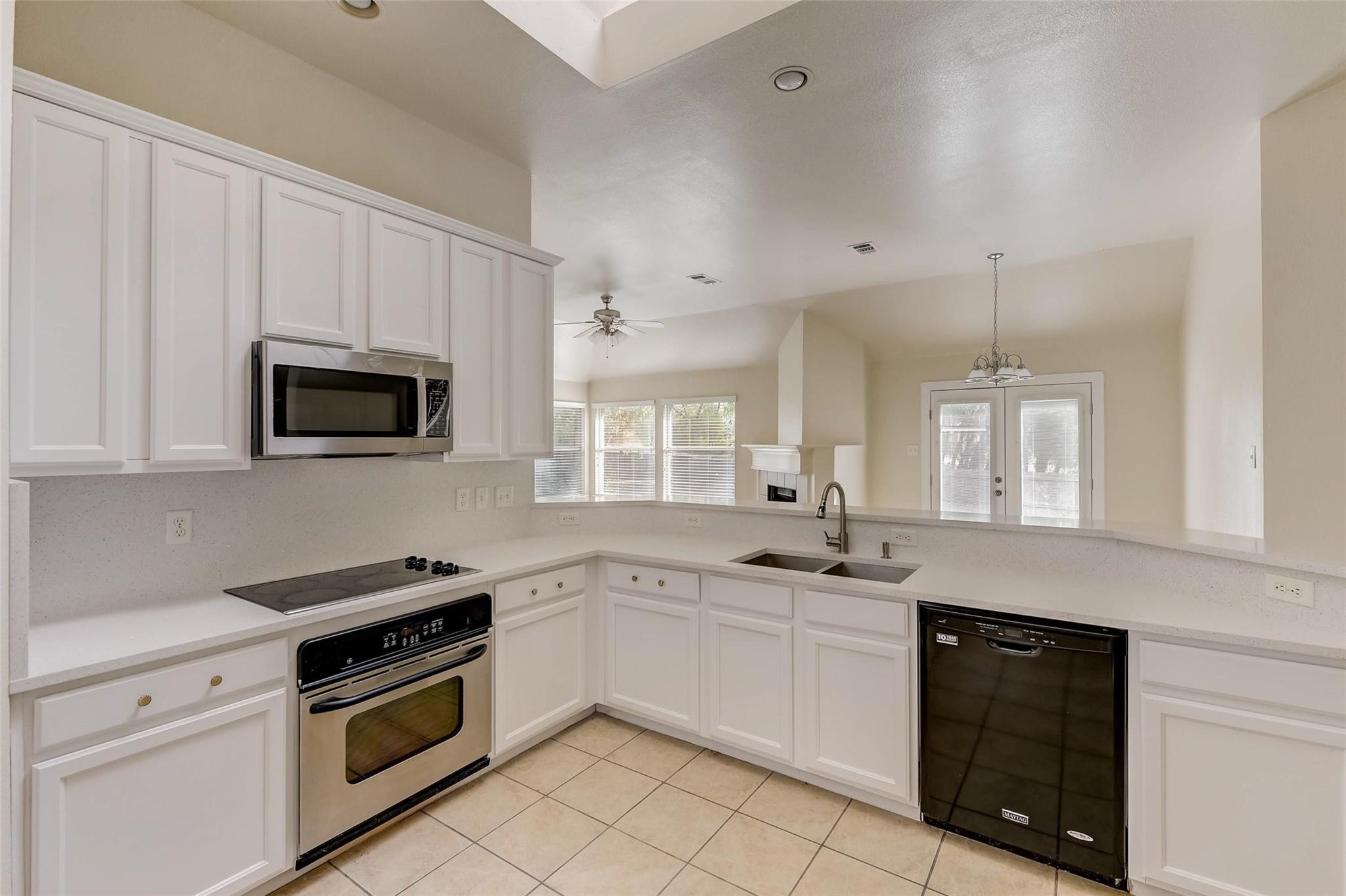 4905 Summer Oaks Lane Fort Worth TX 76123