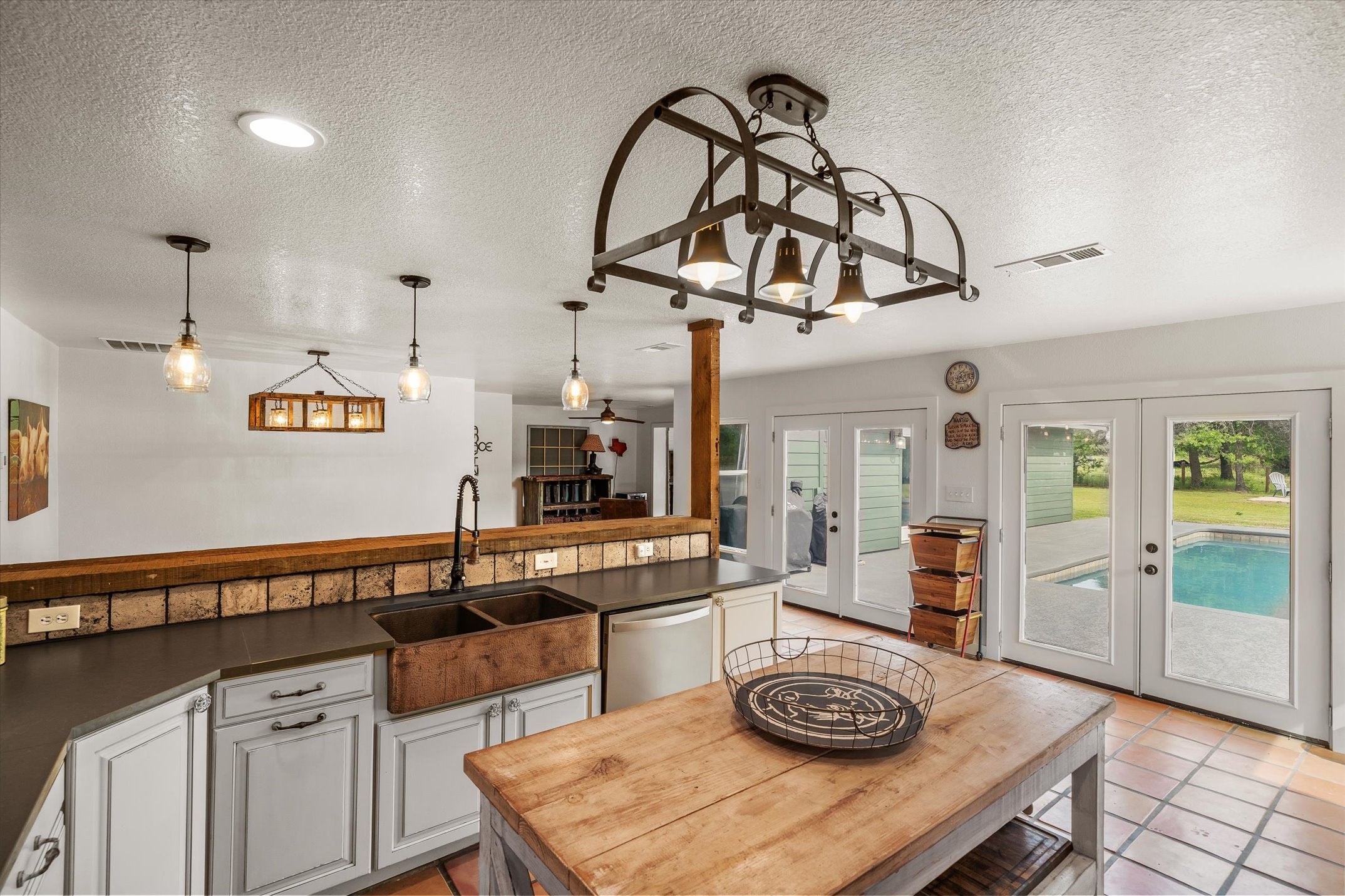 11101 County Road 104 Kaufman TX 75142