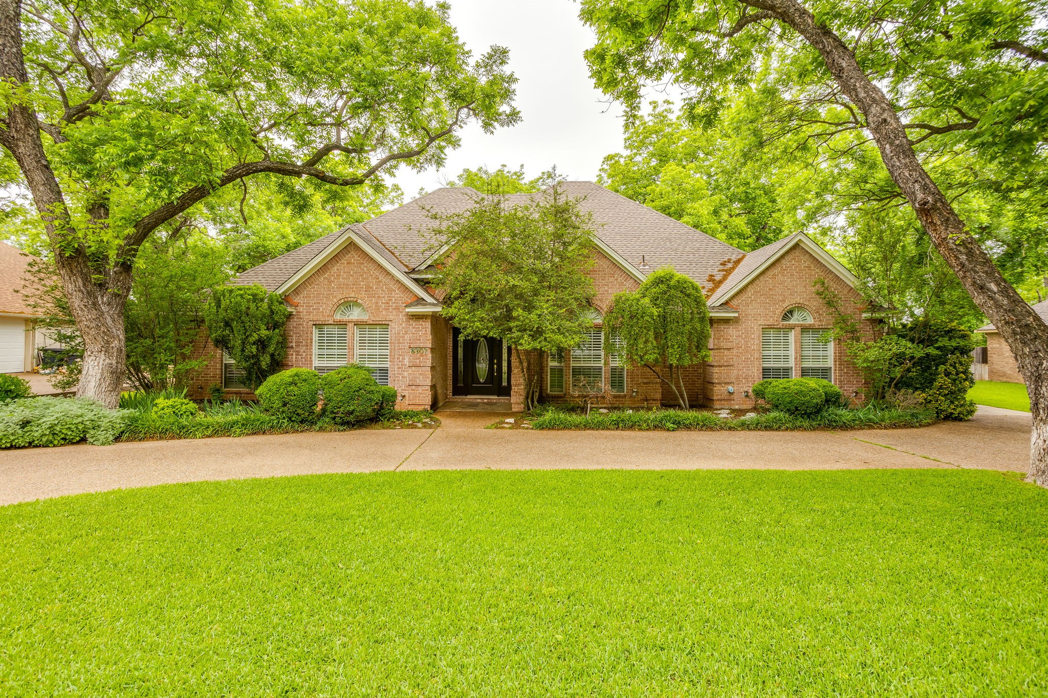 8707 S Monticello Circle Granbury TX 76049