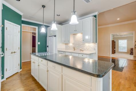 8707 S Monticello Circle Granbury TX 76049