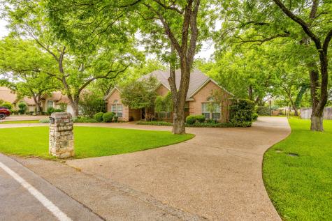 8707 S Monticello Circle Granbury TX 76049