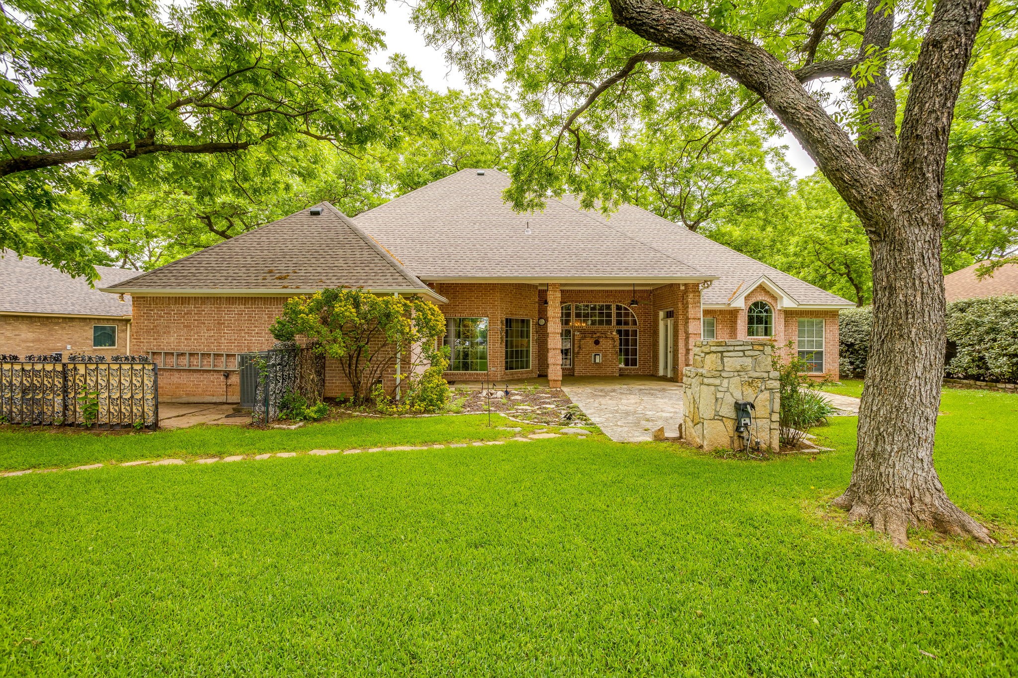 8707 S Monticello Circle Granbury TX 76049