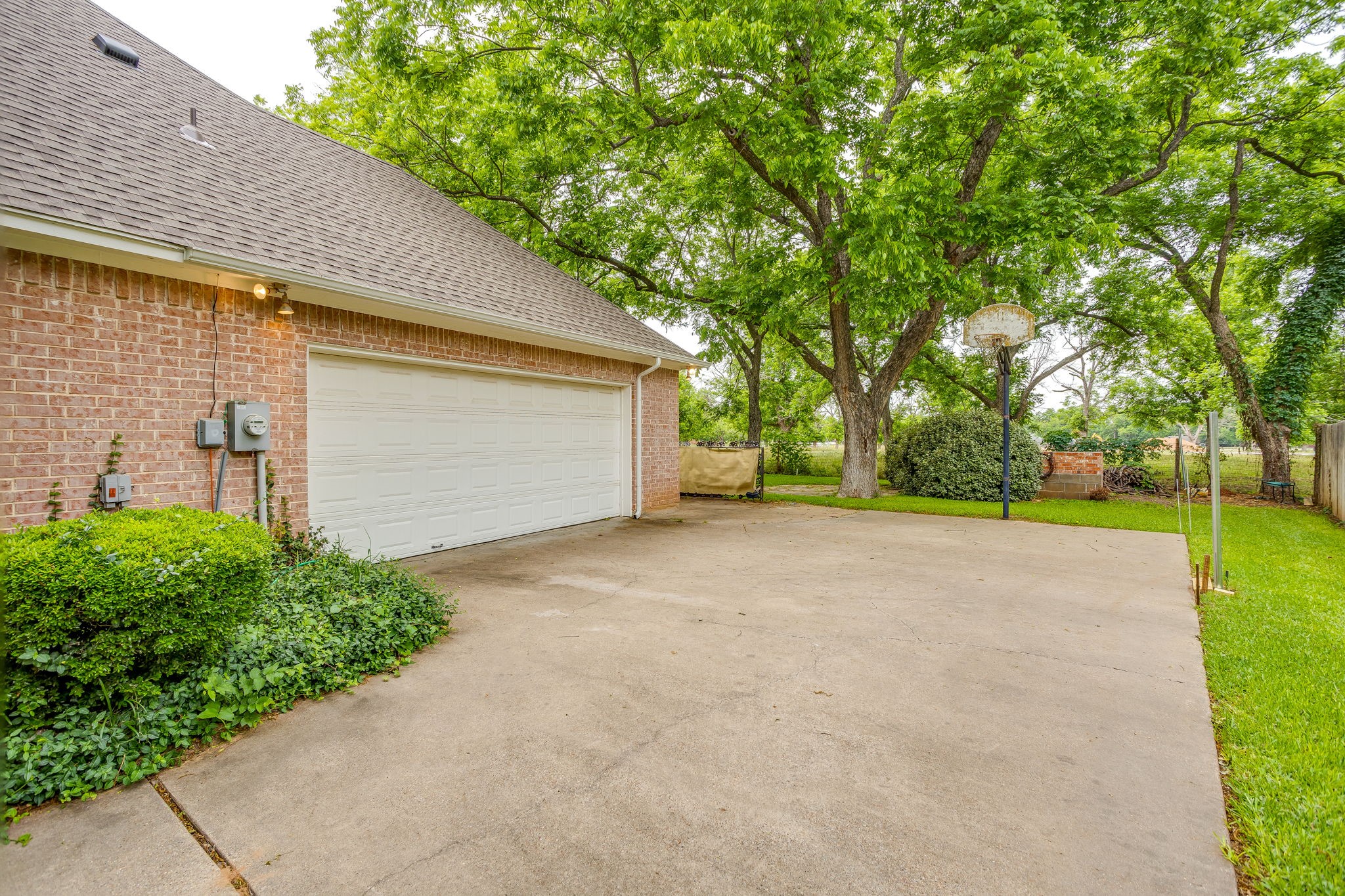 8707 S Monticello Circle Granbury TX 76049