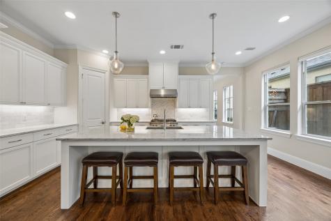 5602 Longview Street Dallas TX 75206