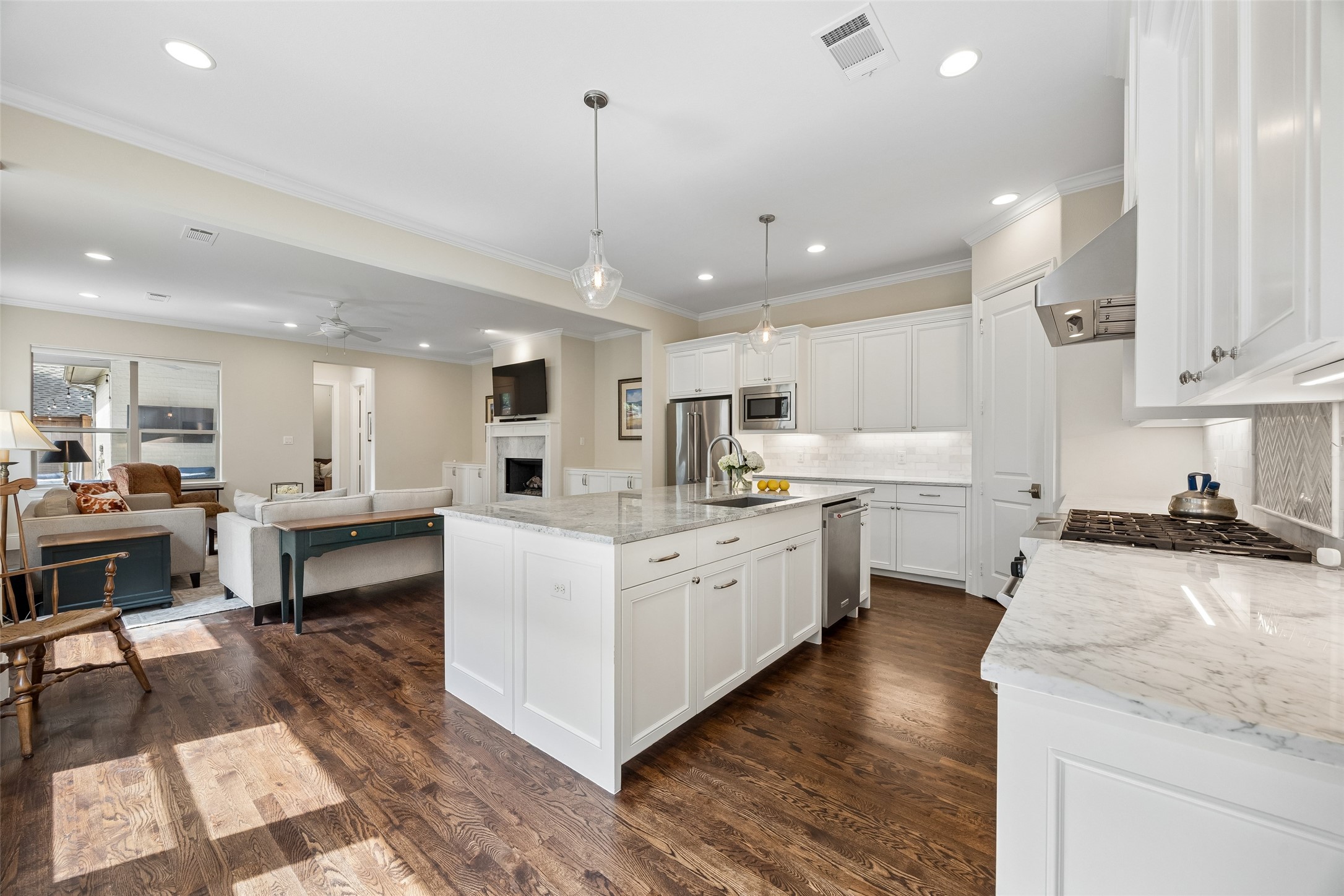 5602 Longview Street Dallas TX 75206