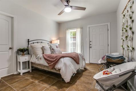 3005 6th Avenue Fort Worth TX 76110
