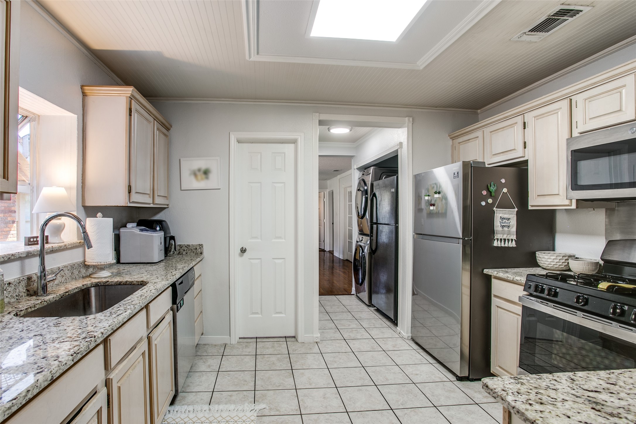 3005 6th Avenue Fort Worth TX 76110