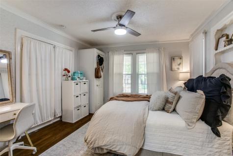3005 6th Avenue Fort Worth TX 76110
