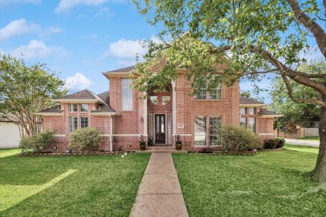 2700 Willow Creek Court Bedford TX 76021