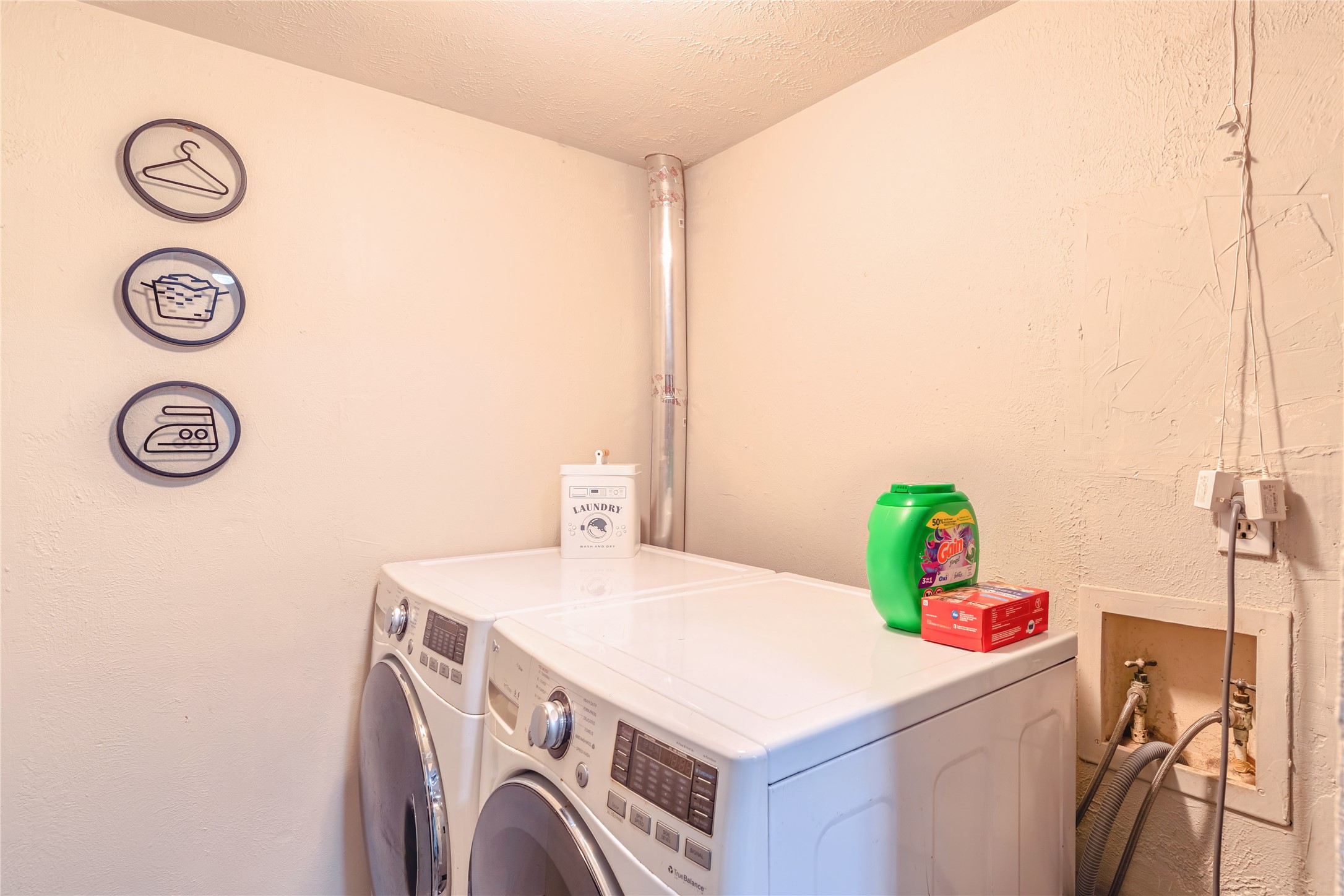720 Sandstone Drive Fort Worth TX 76120