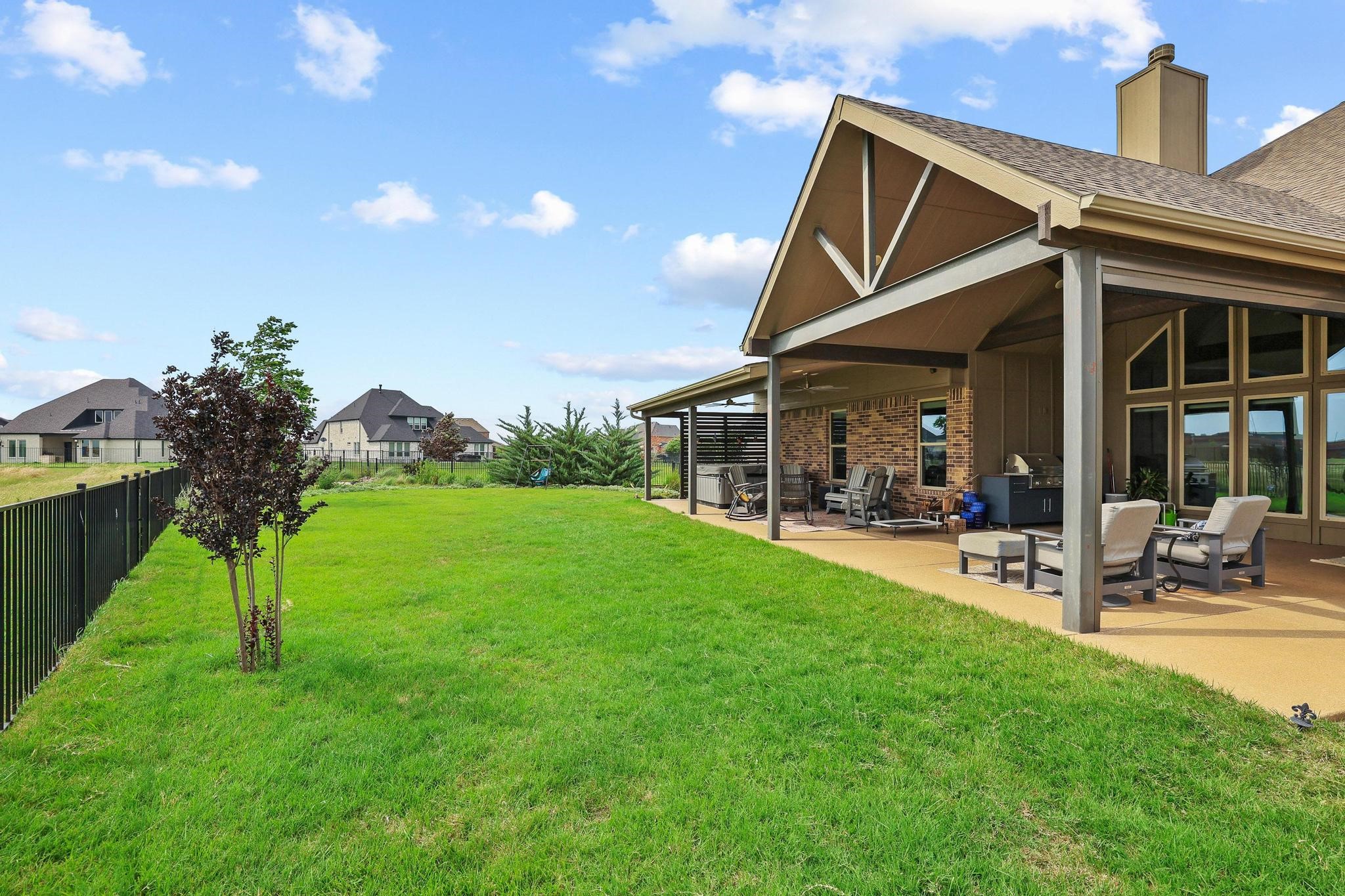 1605 Covered Bridge Court Gunter TX 75058