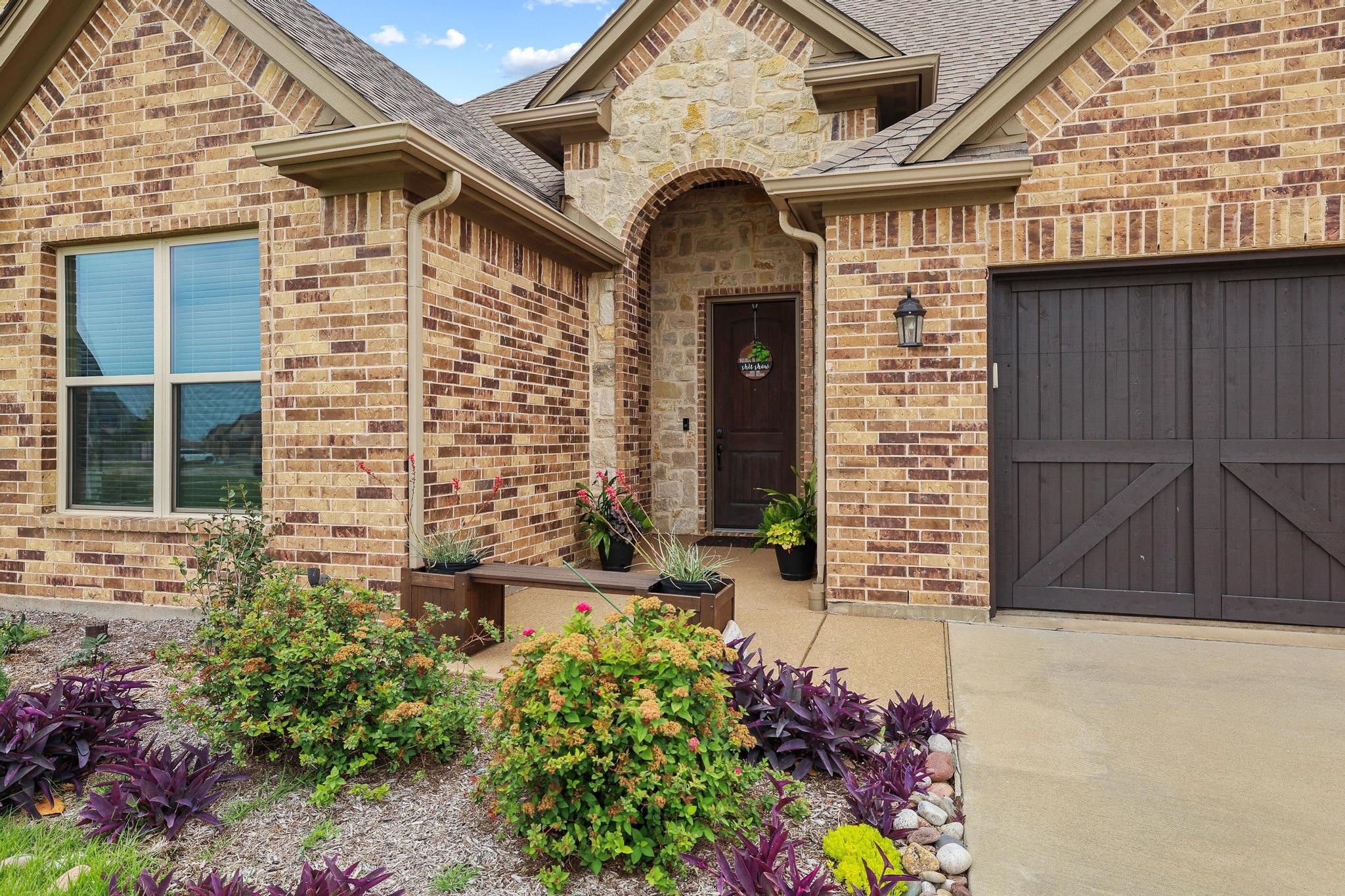 1605 Covered Bridge Court Gunter TX 75058