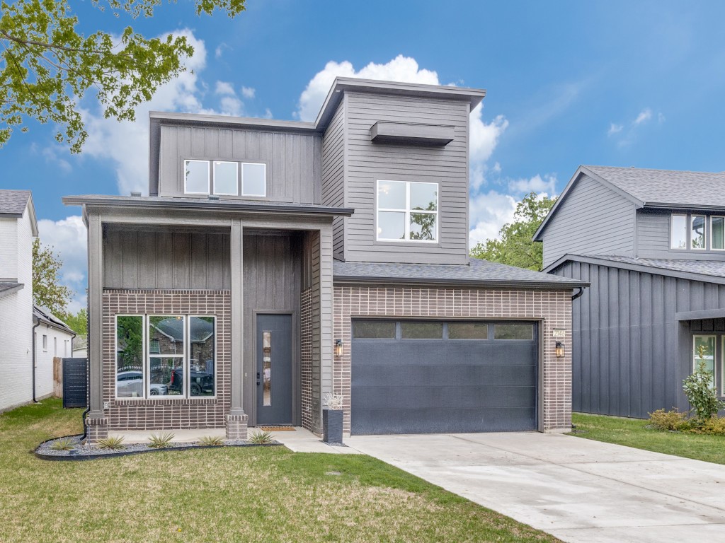 Dallas TX, 2146 Roanoke Avenue